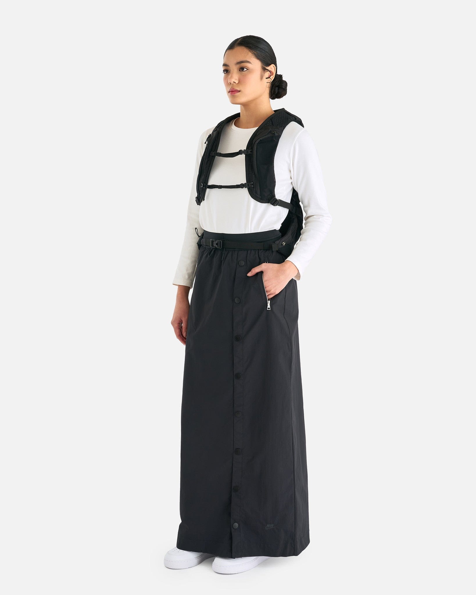 Tech Pack High Waisted Maxi Skirt in Black – SVRN