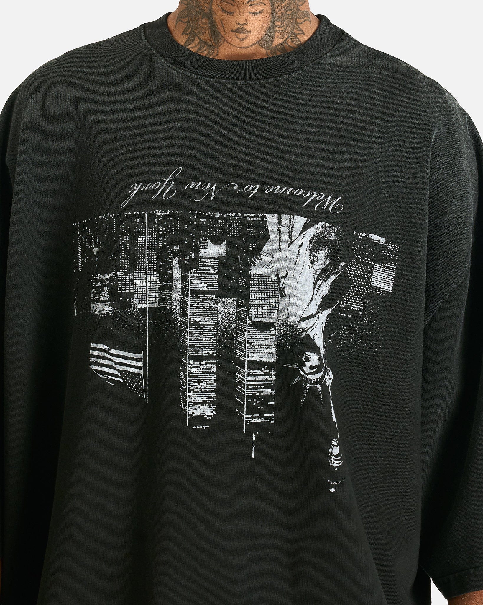 Willy Chavarria Men's T-Shirts Welcome to NY Buffalo Tee in Black