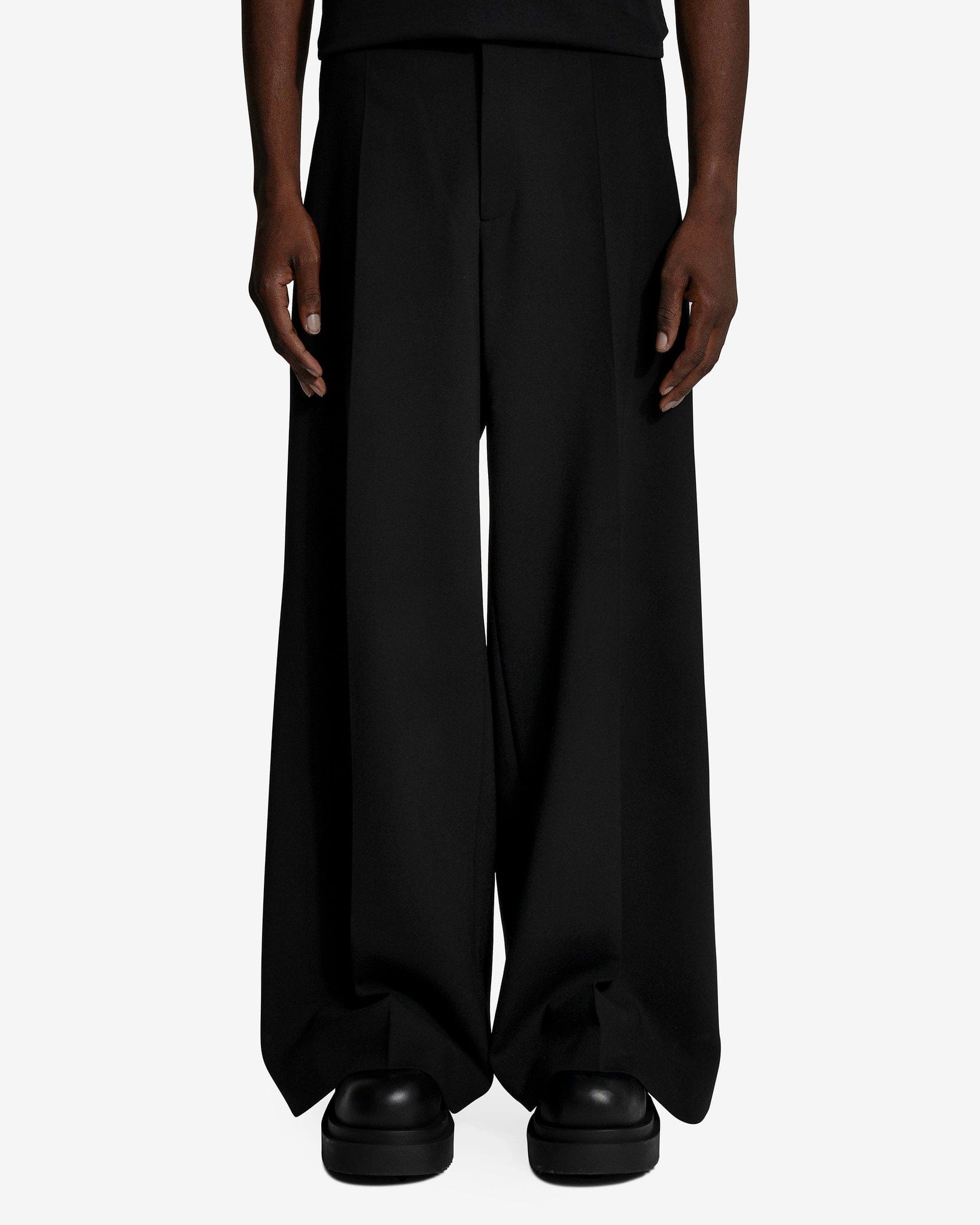 VETEMENTS Men's Pants Wide Leg Tailored Pants in Black