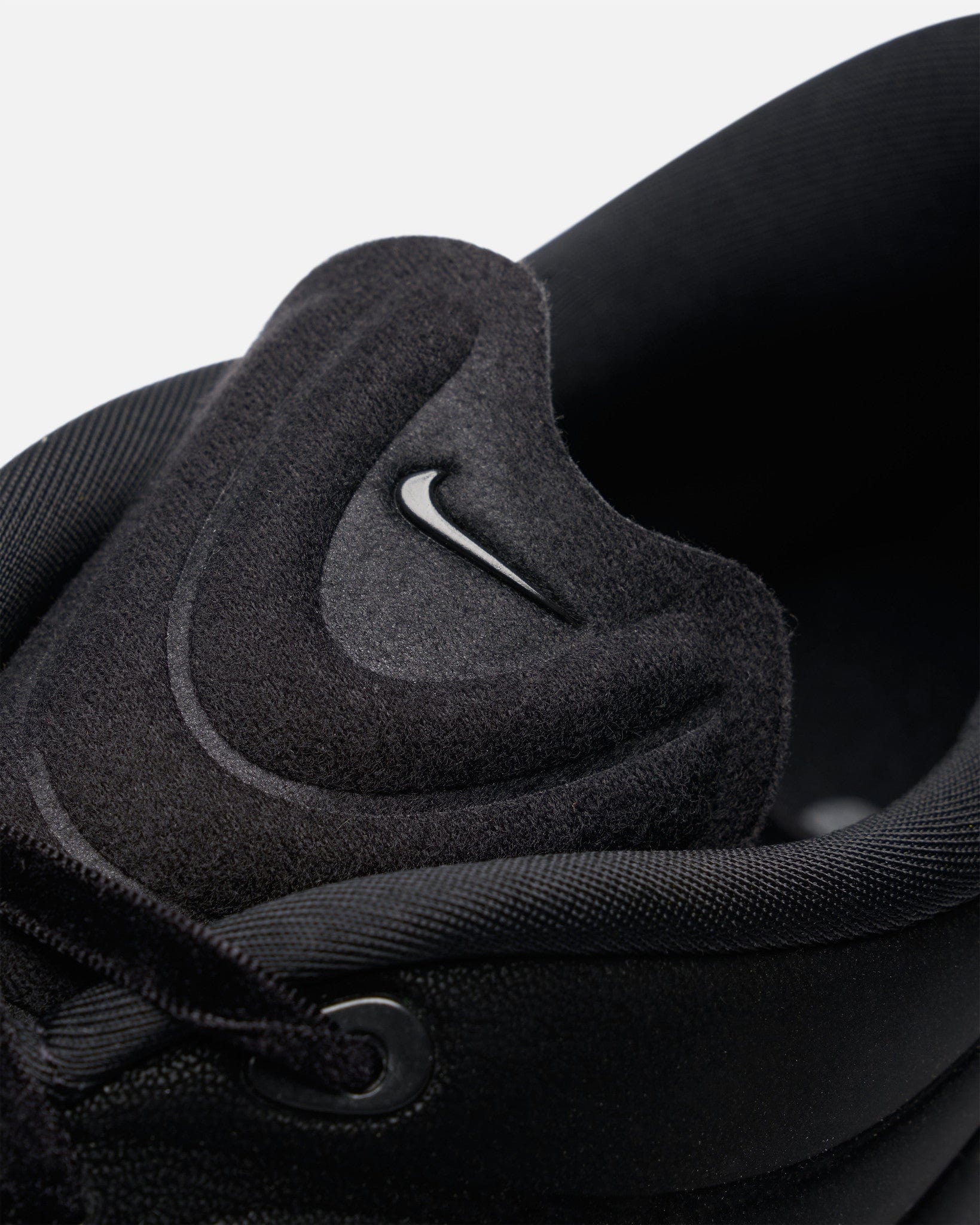 Nike Men's Sneakers Women's Astra Ultra in Black