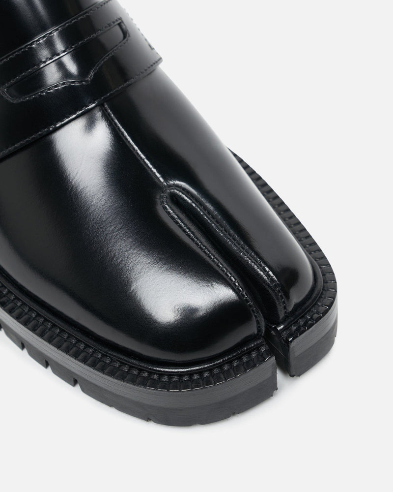Maison Margiela Women's Shoes Women's County Loafer in Black