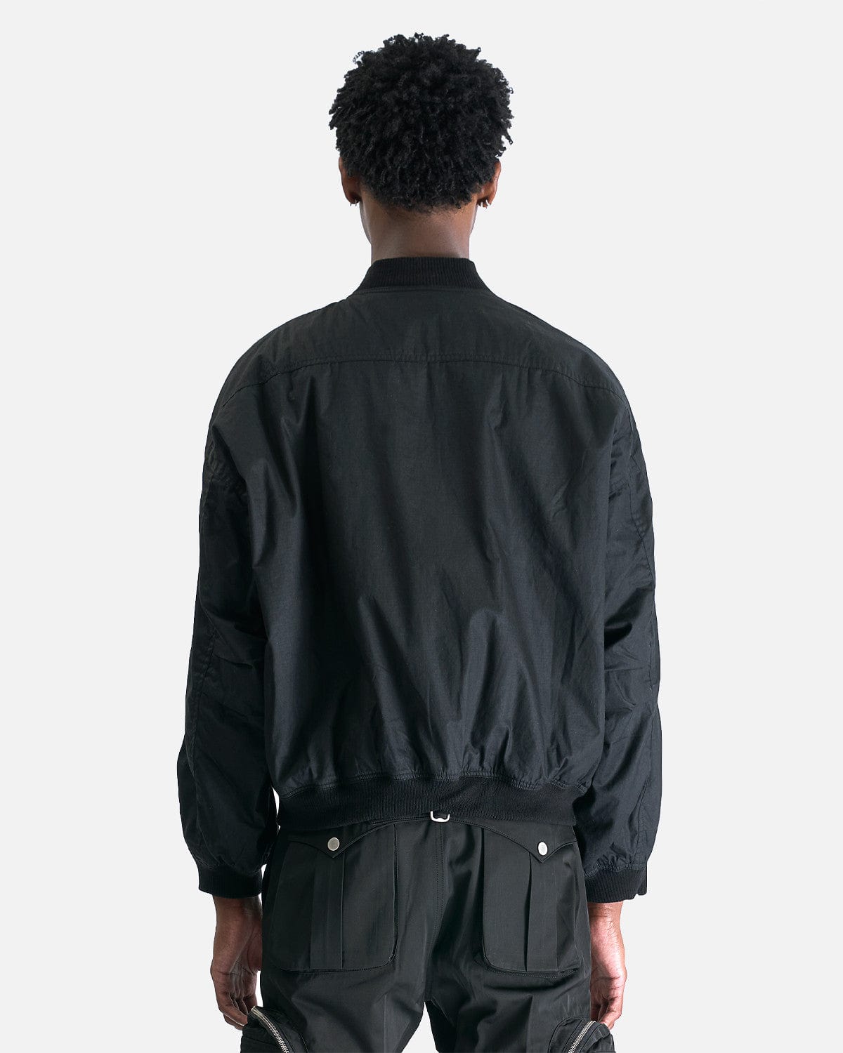 【MELLY PADDED BOMBER】 MA-1 BLACK Zip MA-1 Bomber in Black – SVRN