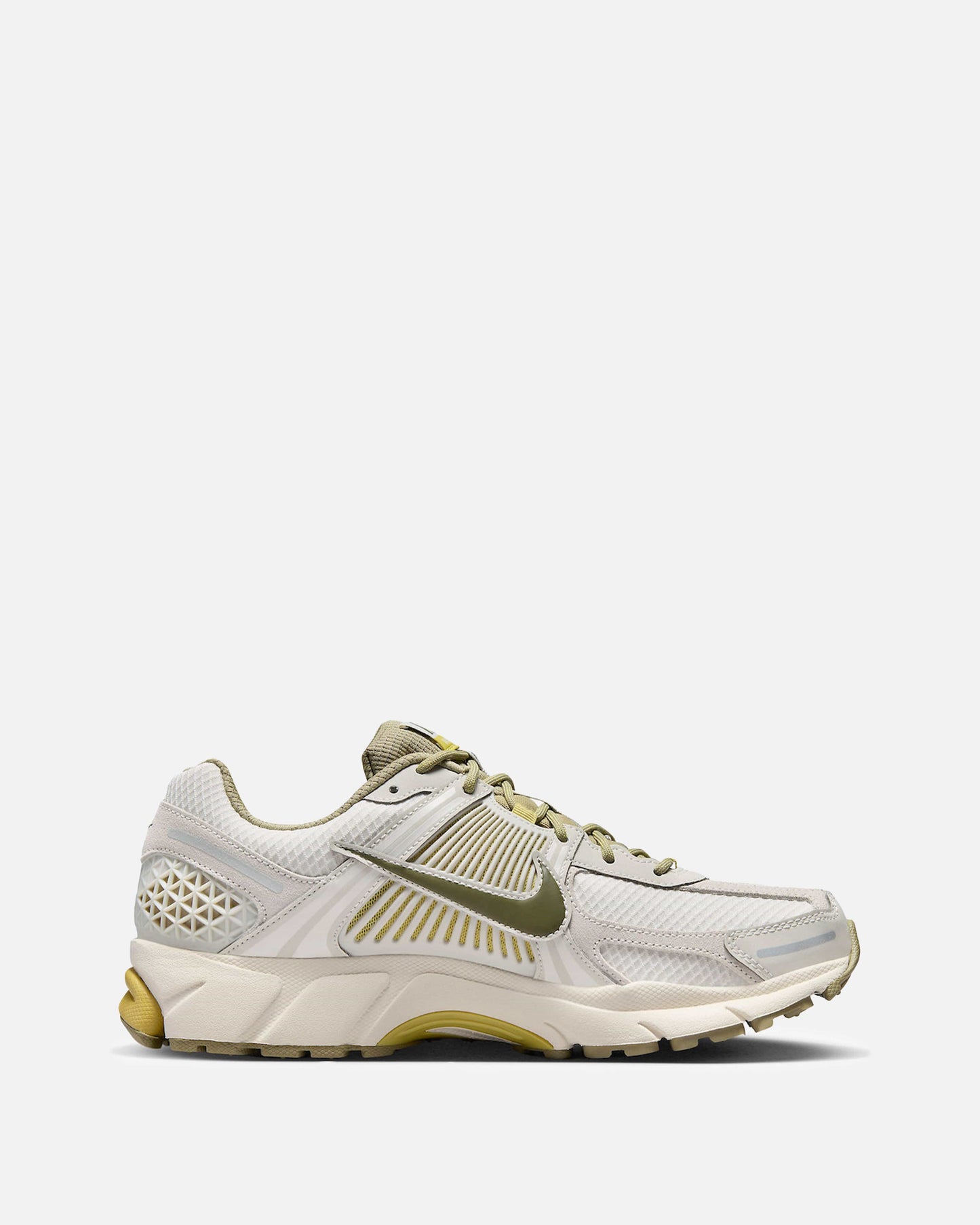 Nike Men's Sneakers Zoom Vomero 5 'Light Bone/Medium Olive'