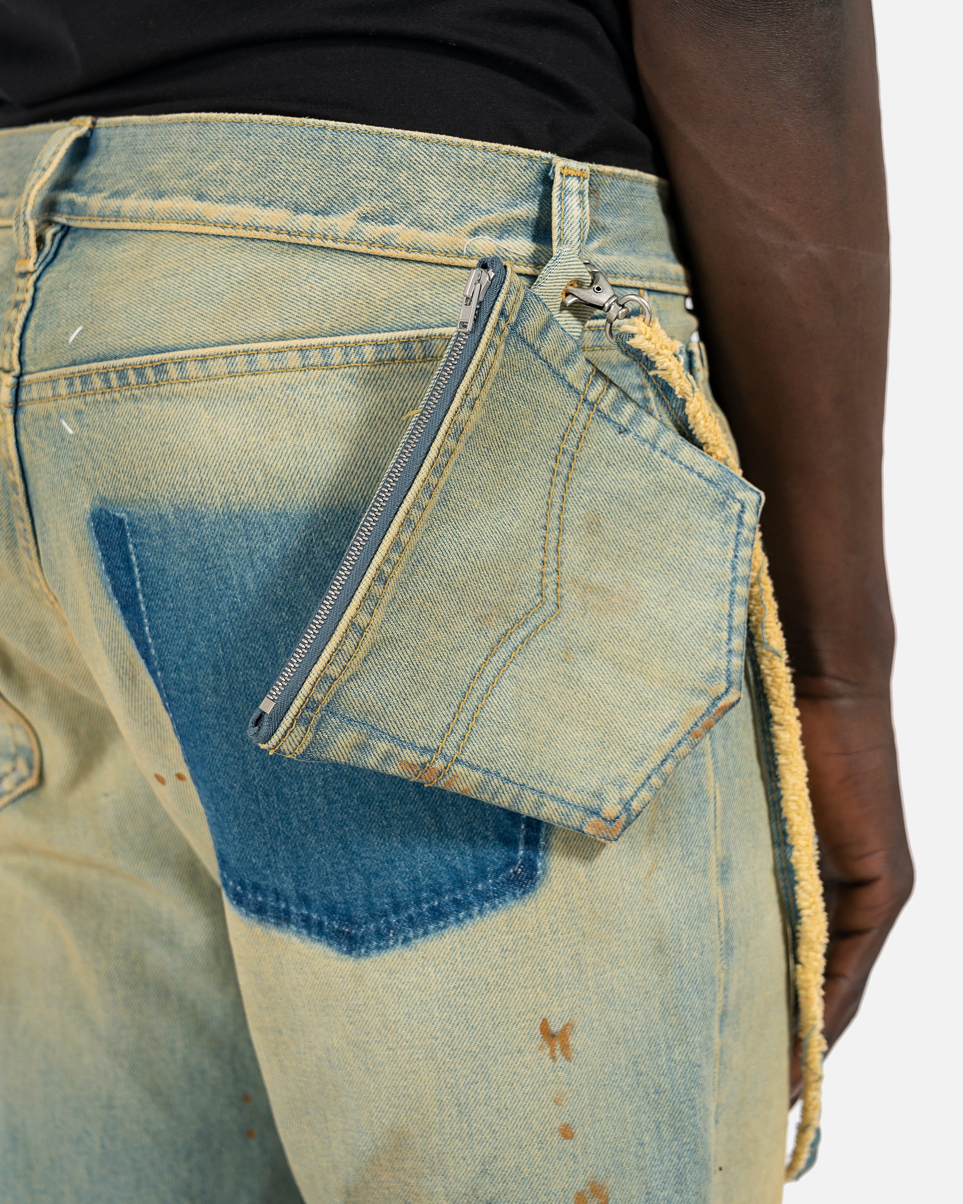 Maison Margiela Men's Jeans 5 Pockets Pants in Dirty Wash