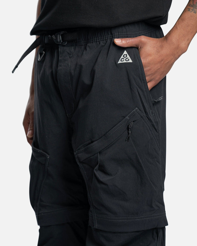 Nike Men's Pants ACG Smith Summit 2-in-1 Cargo Pants in Black