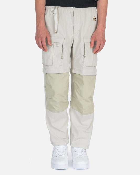 Nike Men's Pants ACG Smith Summit Cargo Pants in Bone