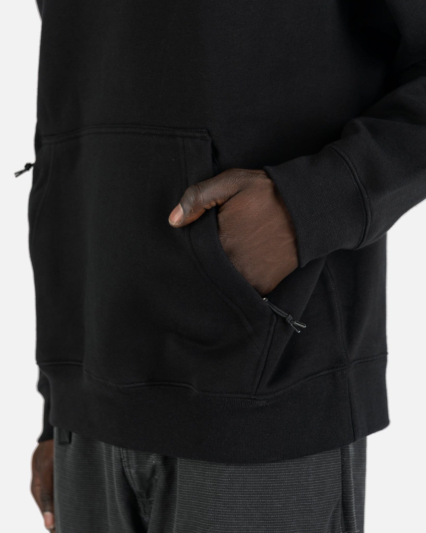 Nike Men's Sweatshirts ACG Therma-FIT Fleece Pullover in Black