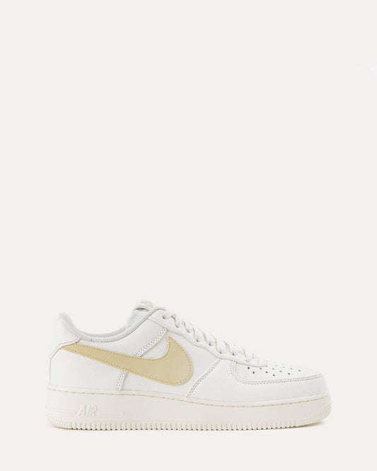 Nike Men's Sneakers Air Force 1 '07 Premium 2 in Sail