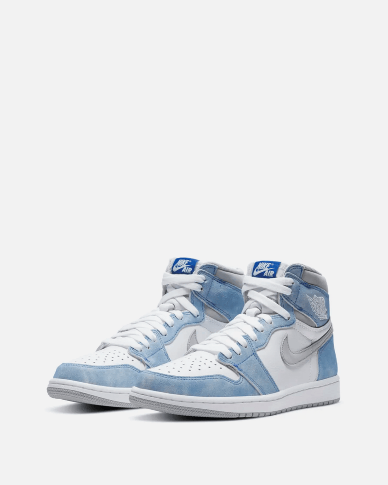 Air Jordan 1 Retro High OG 'Hyper Royal' – SVRN Air Jordan 1 Retro High OG 'Hyper Royal' – SVRN