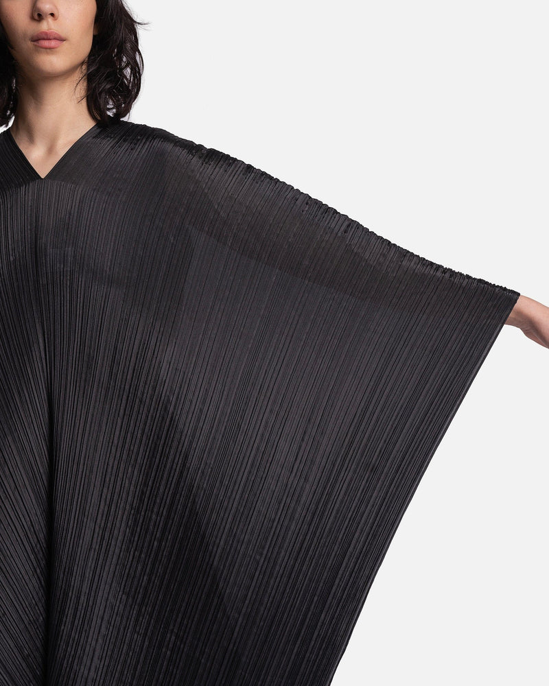 Pleats Please Issey Miyake Women Tops O/S Basic Madame T-Stole in Black