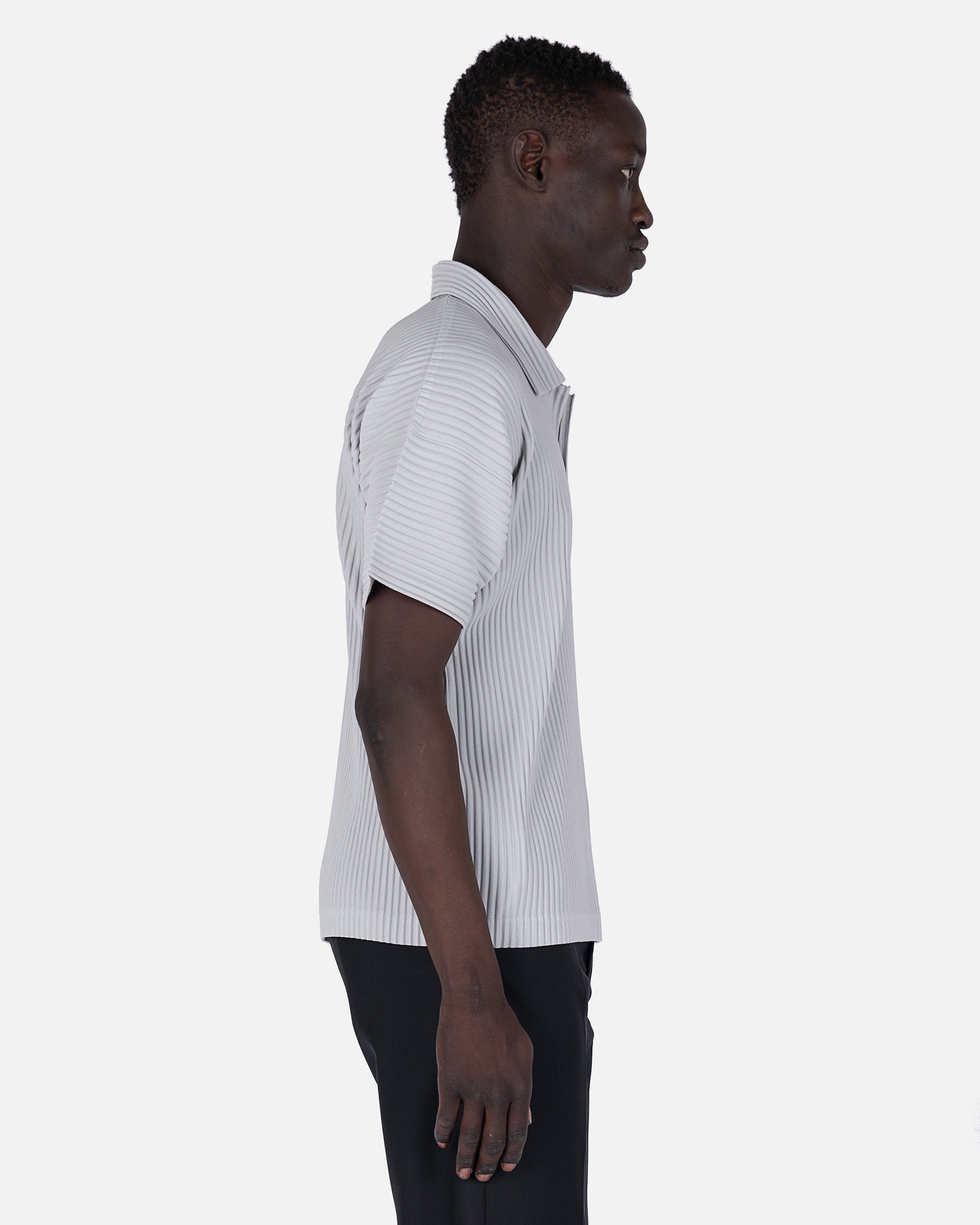 Homme Plissé Issey Miyake Men's Tops Basics Polo in Light Gray