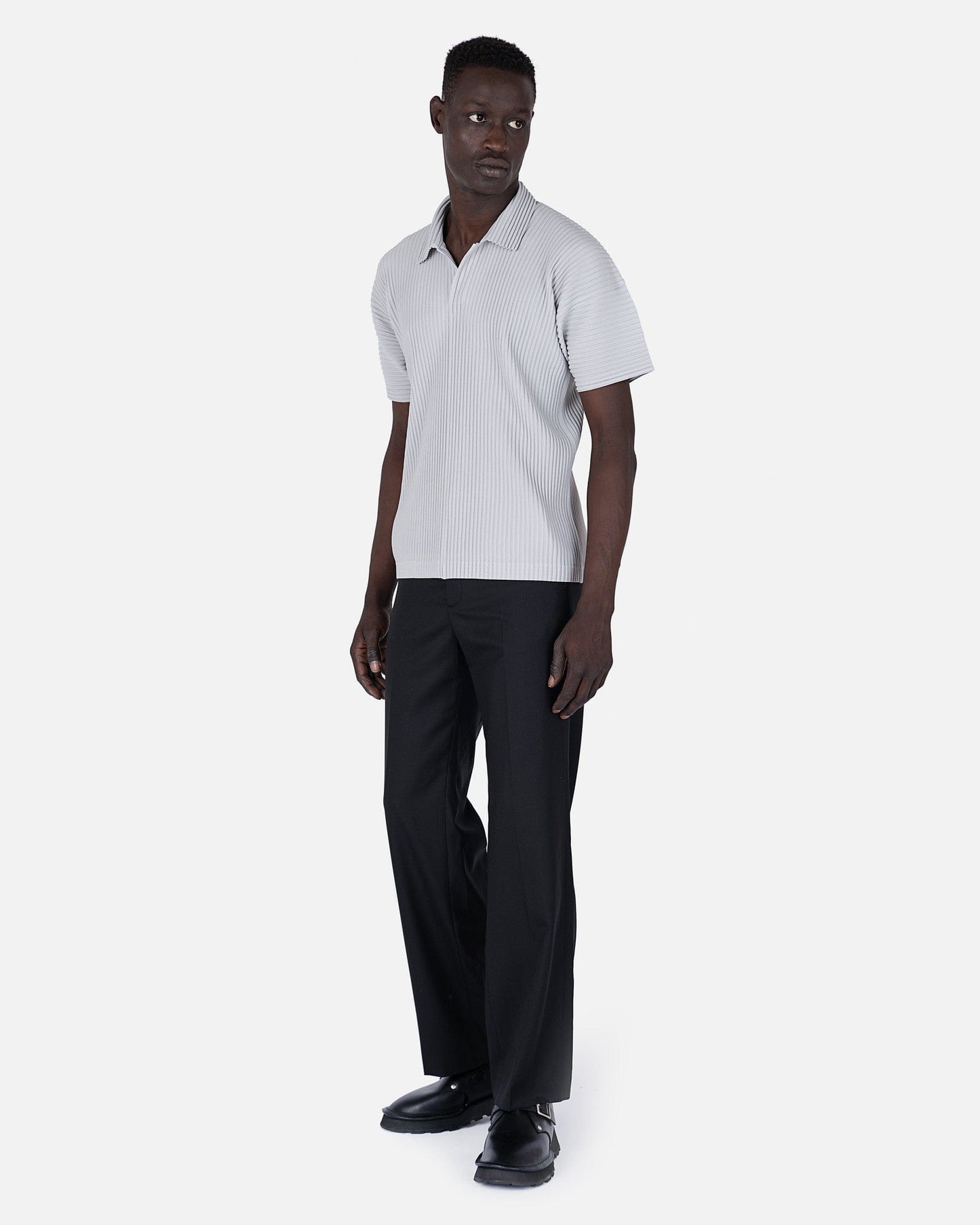 Homme Plissé Issey Miyake Men's Tops Basics Polo in Light Gray