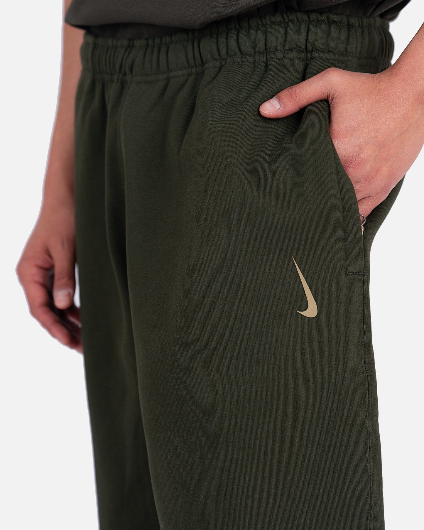 Nike Men's T-Shirts Billie Eilish Fleece Pants in Sequoia