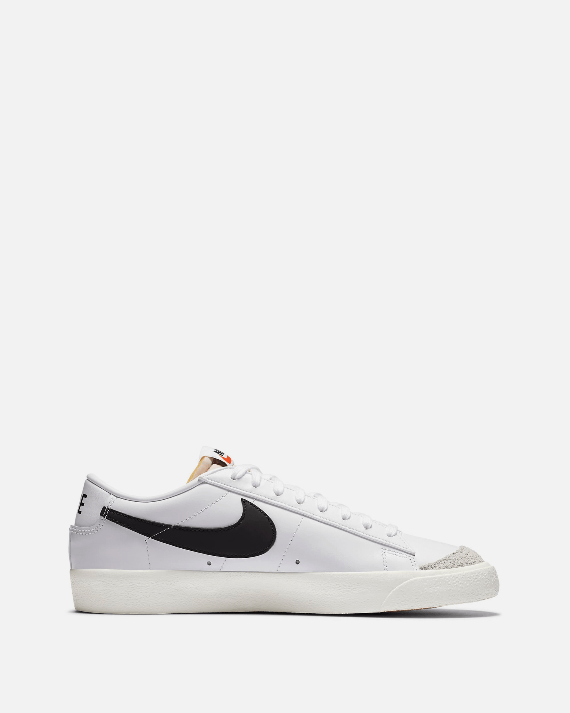 Nike Men's Sneakers Blazer Low '77 Vintage in White