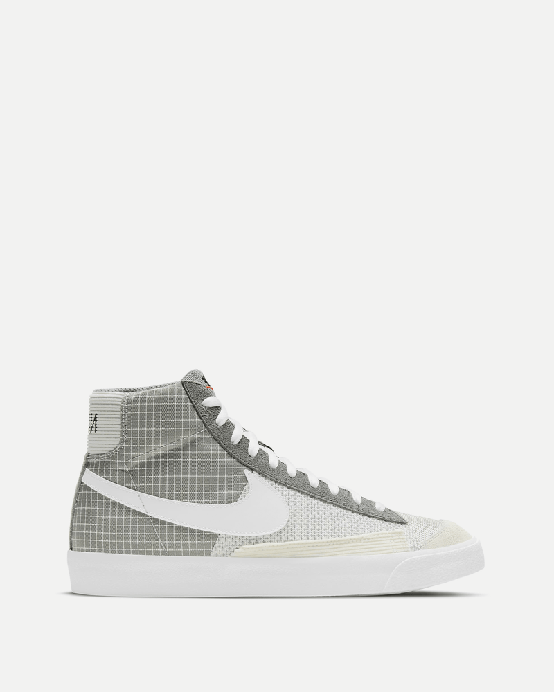 Nike Men's Sneakers Blazer Mid '77 Patch in Grey