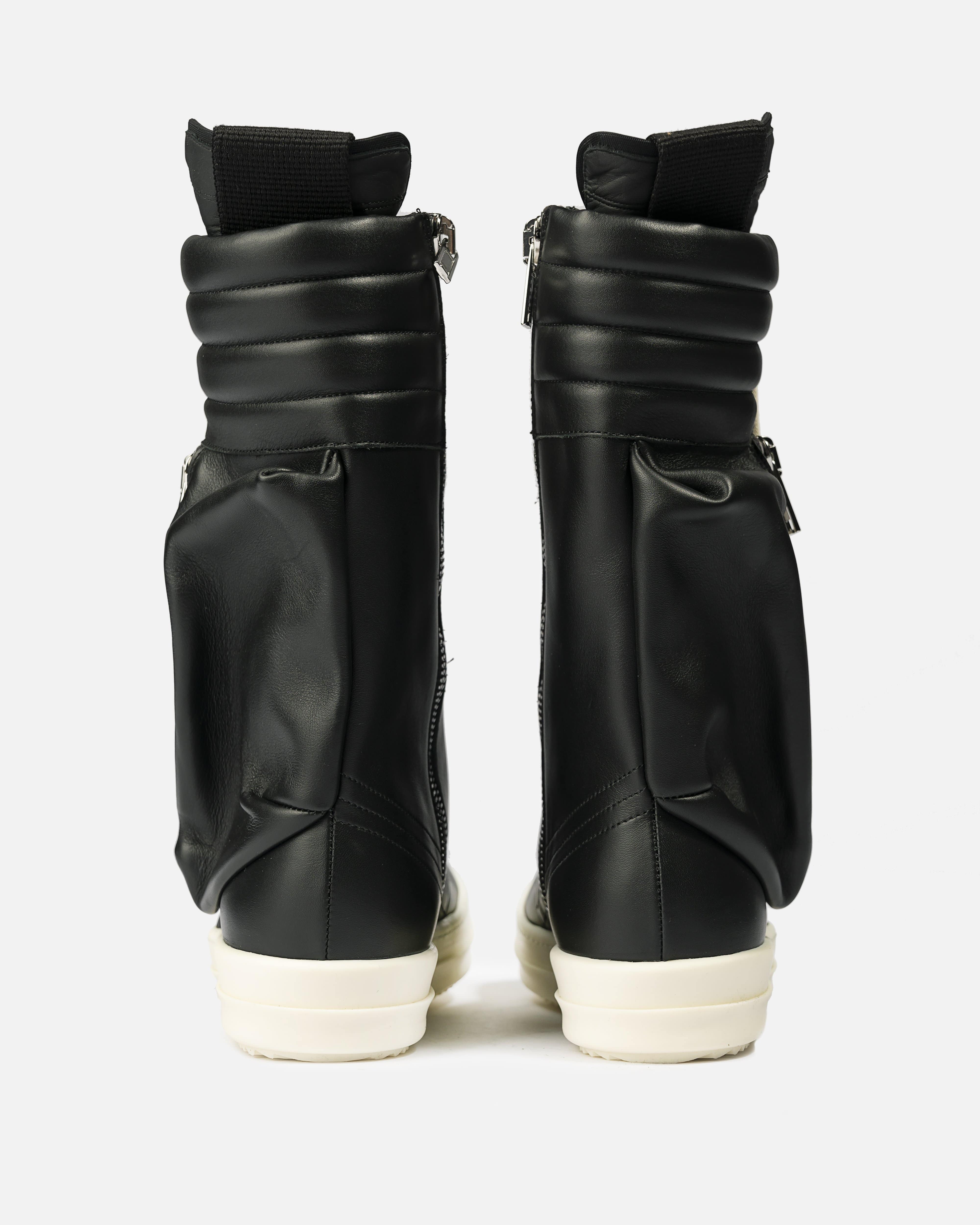 Cargobasket in Black/Milk – SVRN