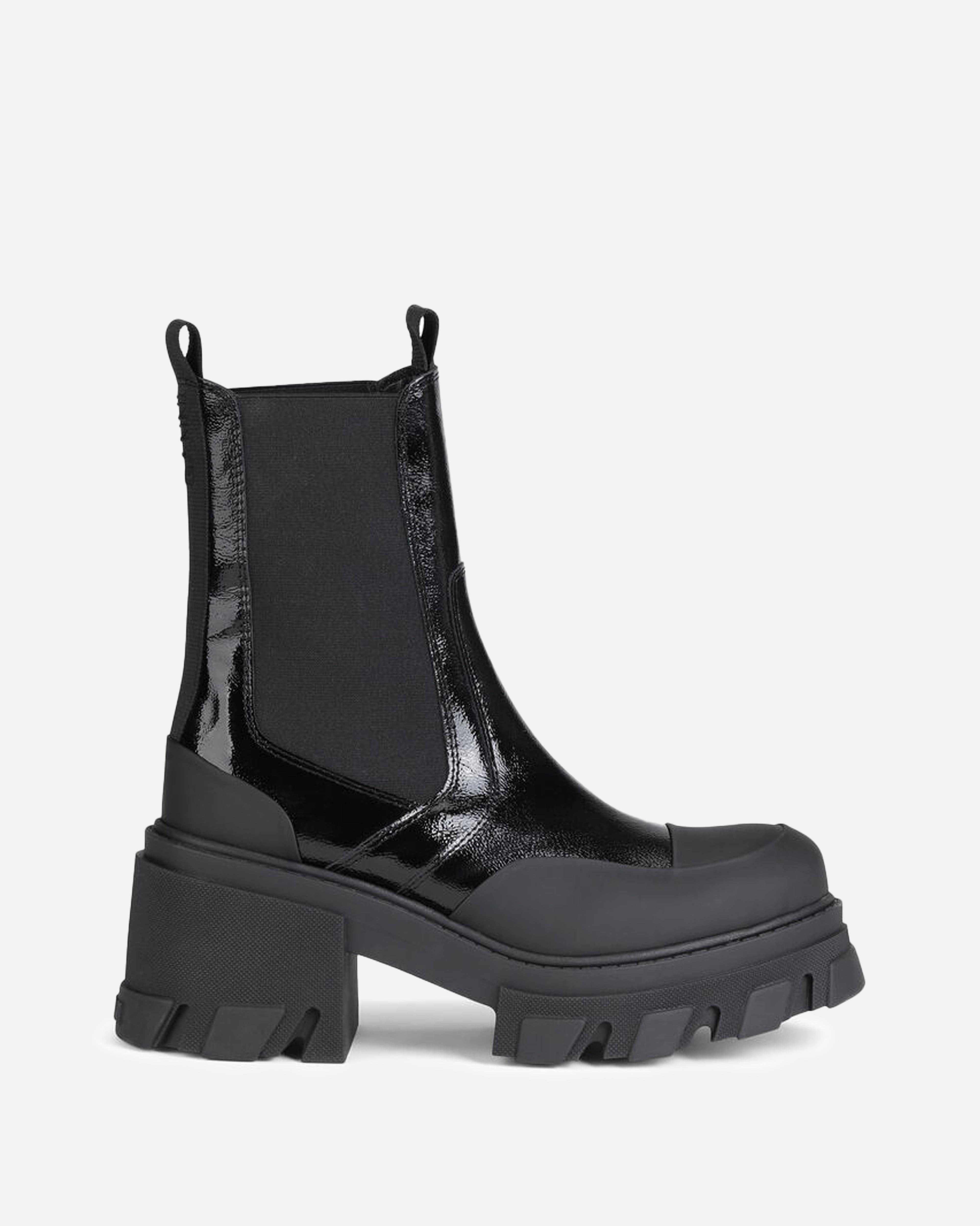 Cleated Heeled Mid Chelsea Boot in Black â SVRN