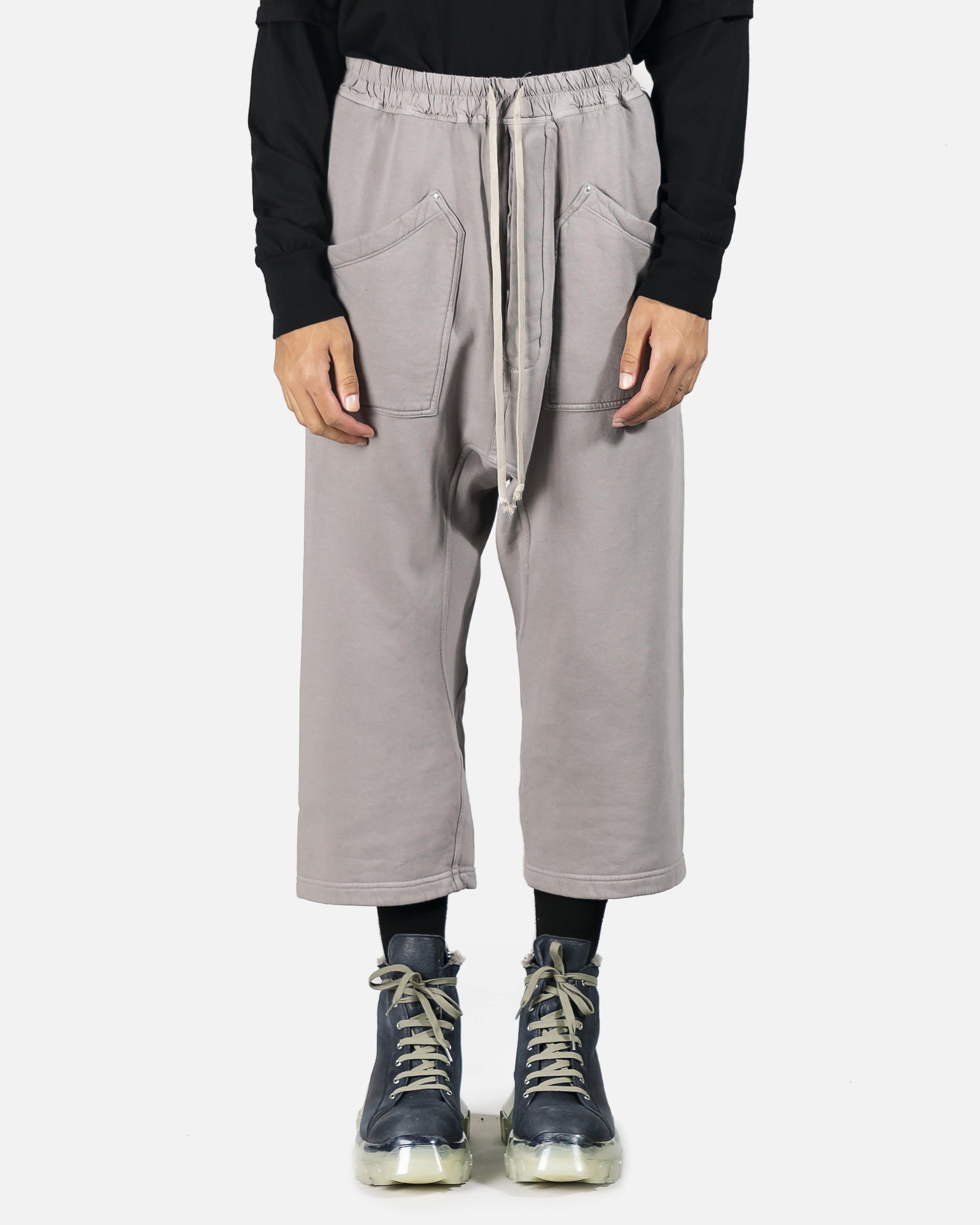 Rick Owens DRKSHDW Men's Pants Cropped Cargo Drawstring Pant in Putty
