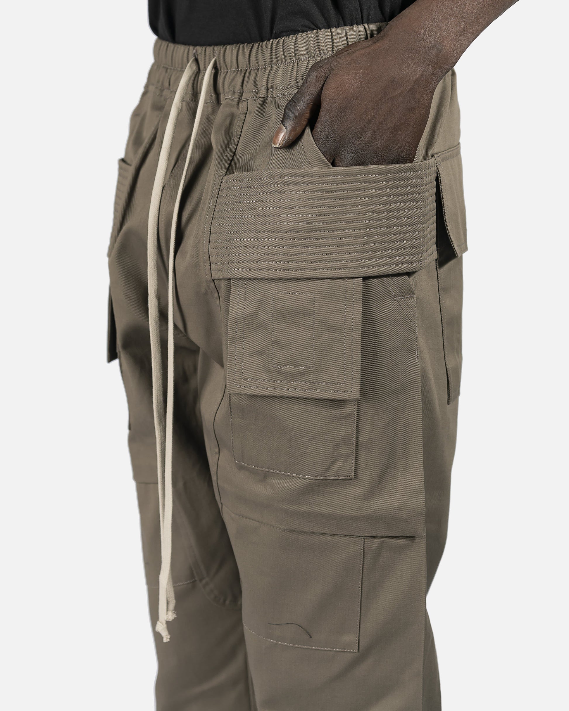 Rick Owens DRKSHDW Men's Pants Cropped Creatch Cargo Drawstring in Dust