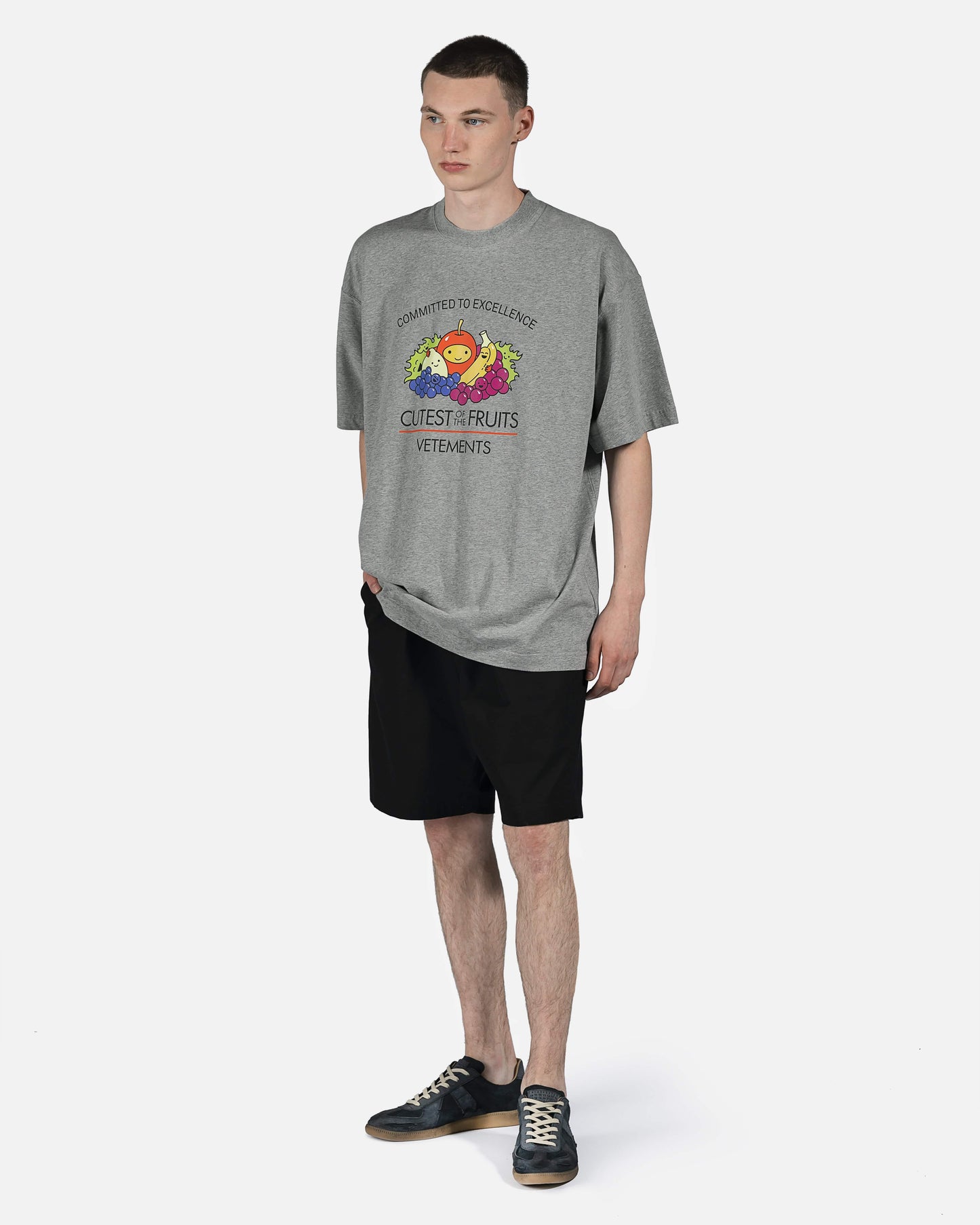VETEMENTS Men's T-Shirts Cutest of the Fruits Logo Tee in Heather Grey