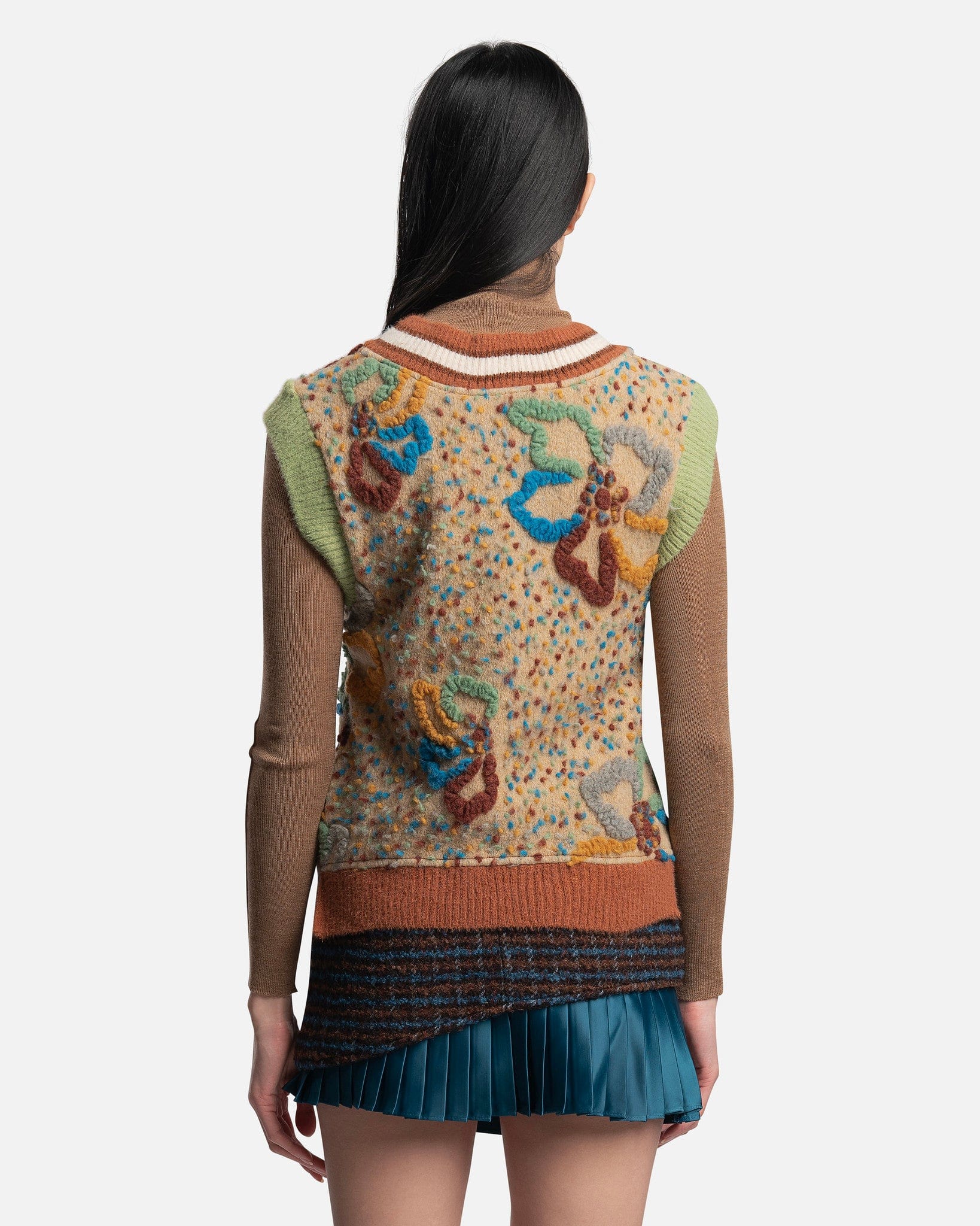 Flower Garden Cut & Sewn Vest in Beige – SVRN