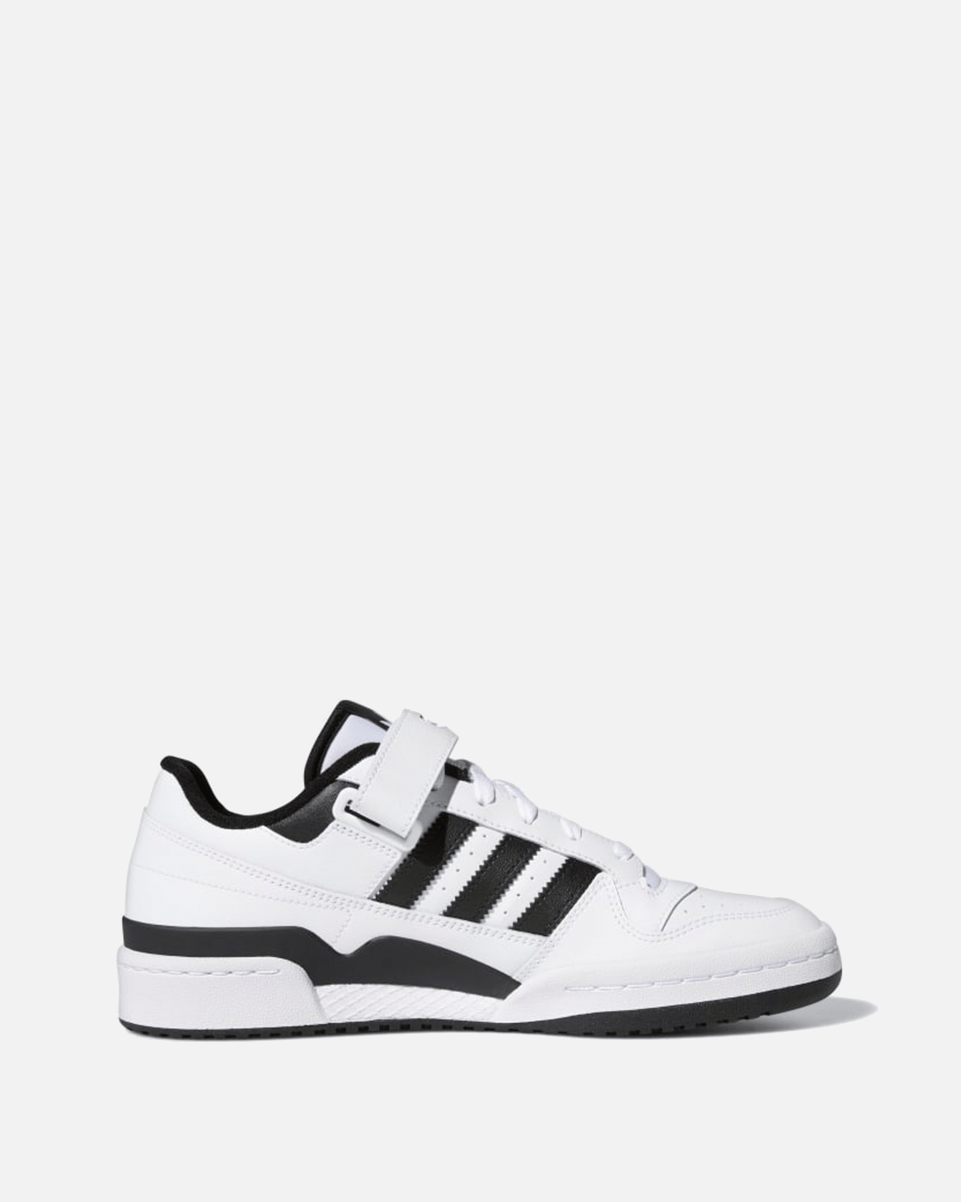 Forum Low in White/Core Black – SVRN | Sneaker