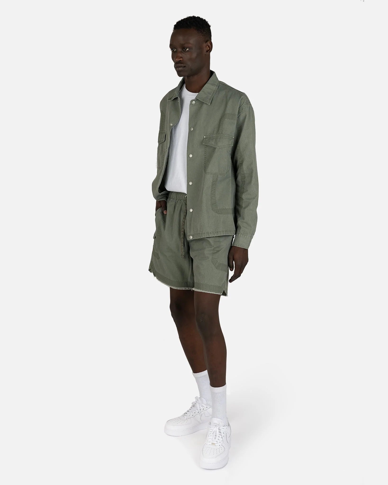 John Elliott Men's Shorts Frame Cargo Shorts in Olive