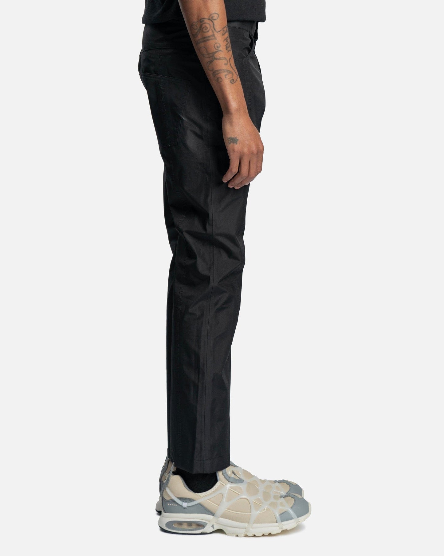 KANGHYUK Men's Pants Gore-Tex Infinium Trousers in Black