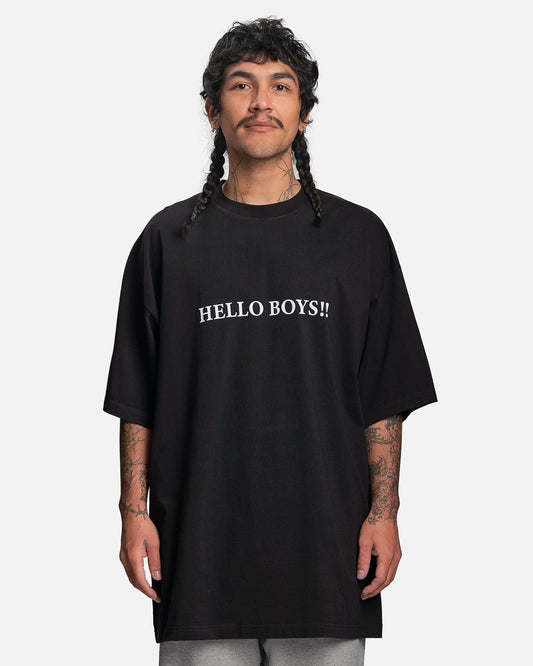VETEMENTS Hello Boys T-Shirt in Black