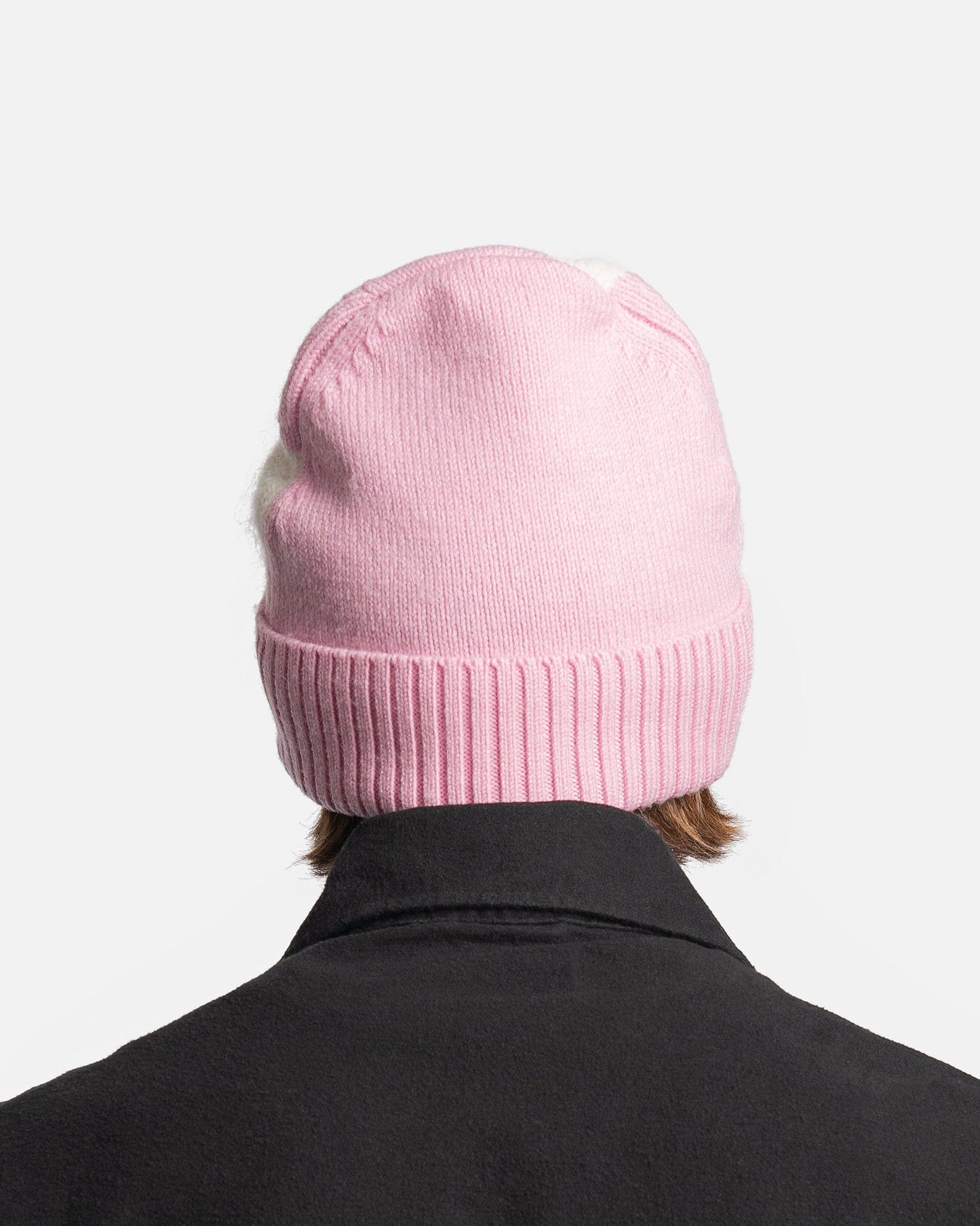 JW Anderson Men's Hats O/S Intarsia Knit Swan Beanie in Light Pink
