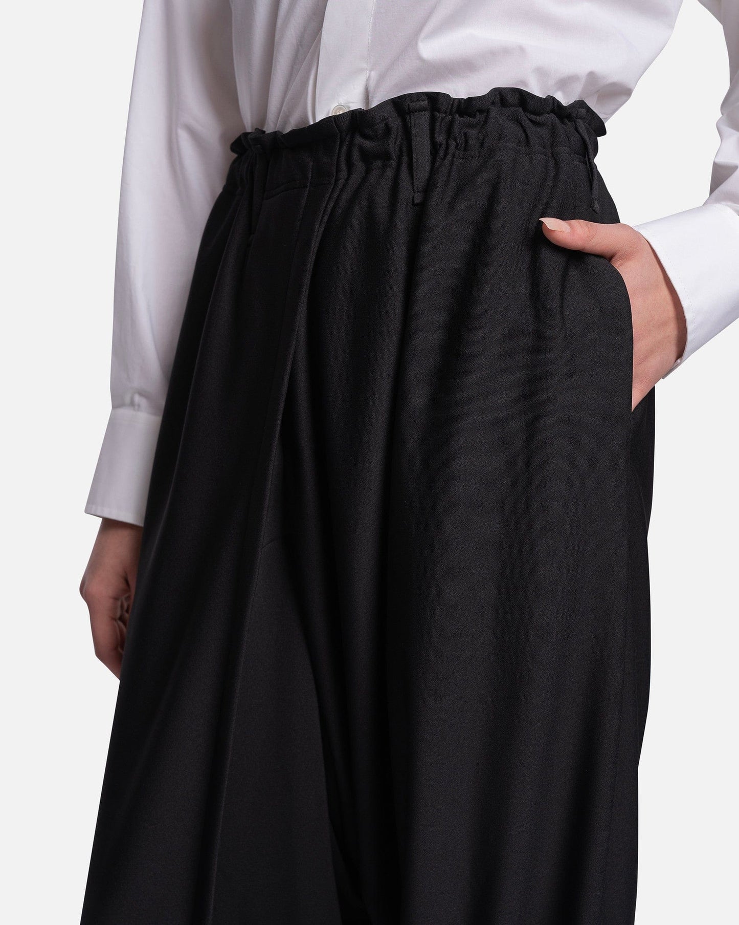 132 5. Issey Miyake Women Pants Jersey Bottoms Basic in Black