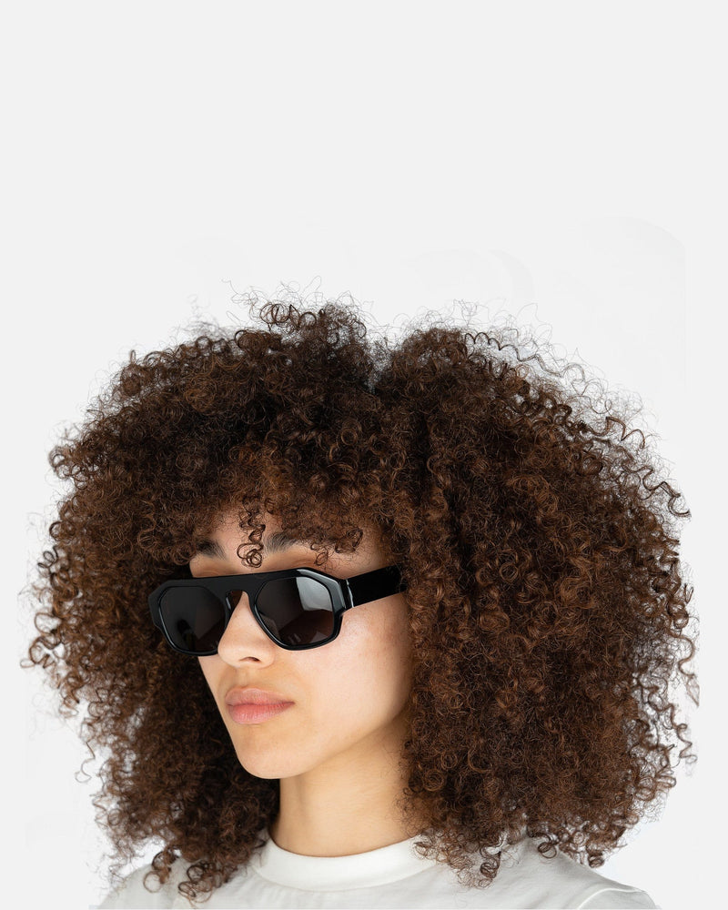 FLATLIST EYEWEAR Eyewear Lefty in Solid Black/Solid Black Lens