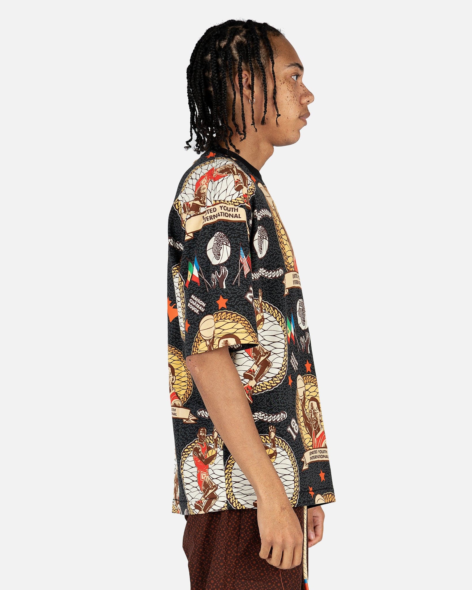 Maison Chateau Rouge S/S AOP Tee in Black/Sail – SVRN Maison Chateau Rouge S/S AOP Tee in Black/Sail – SVRN