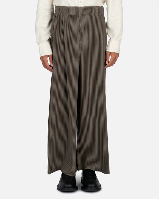 Homme Plissé Issey Miyake Men's Pants MC May Pants in Olive Drab