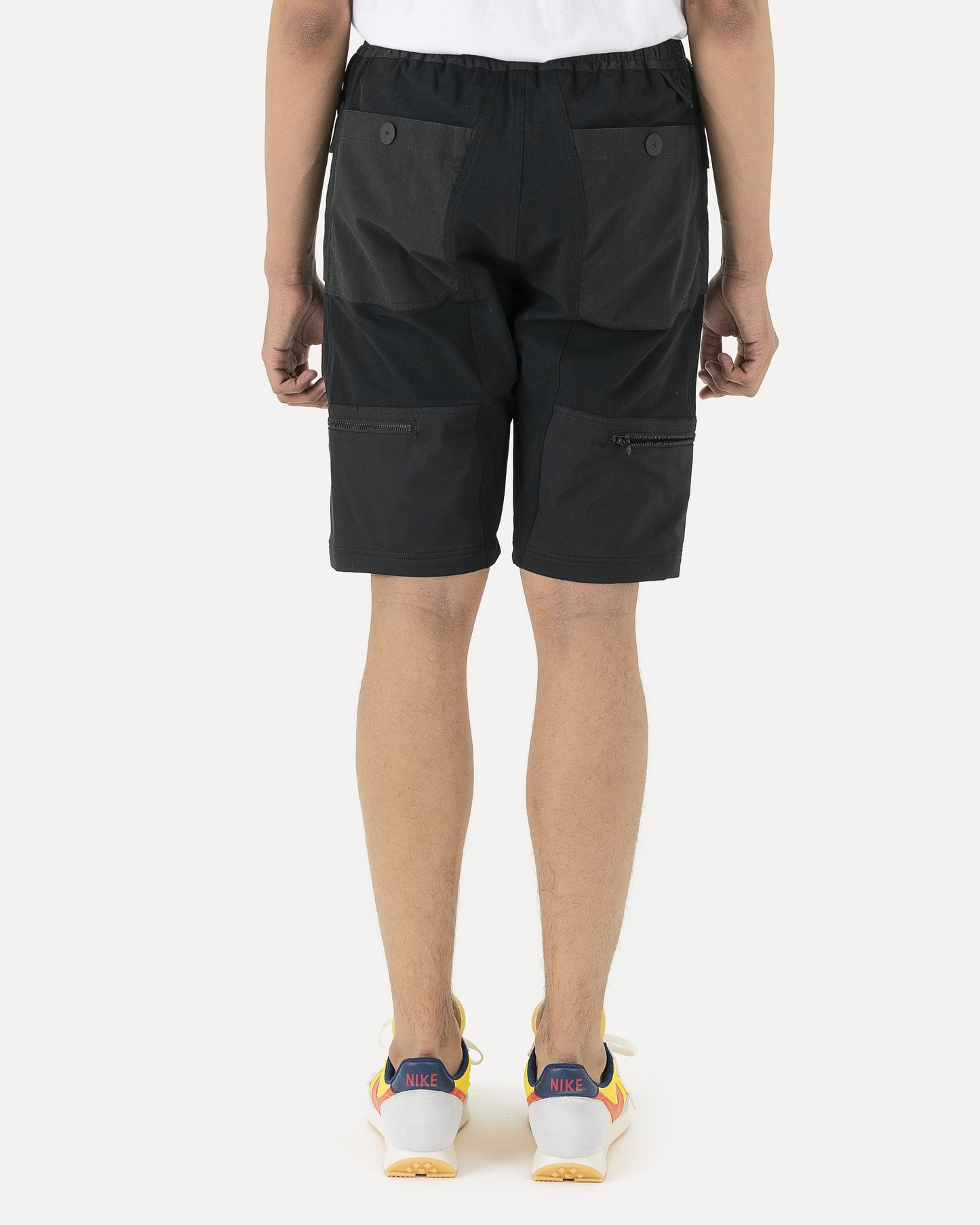 White Mountaineering Men's Shorts Military Shorts in Black