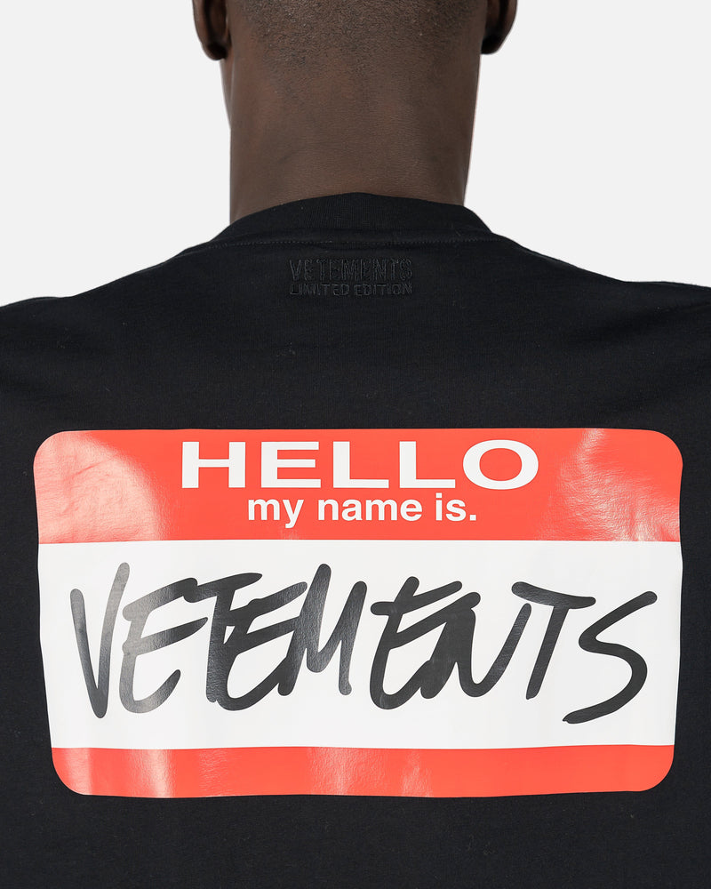 VETEMENTS Men's T-Shirts My Name is VETEMENTS T-Shirt in Black