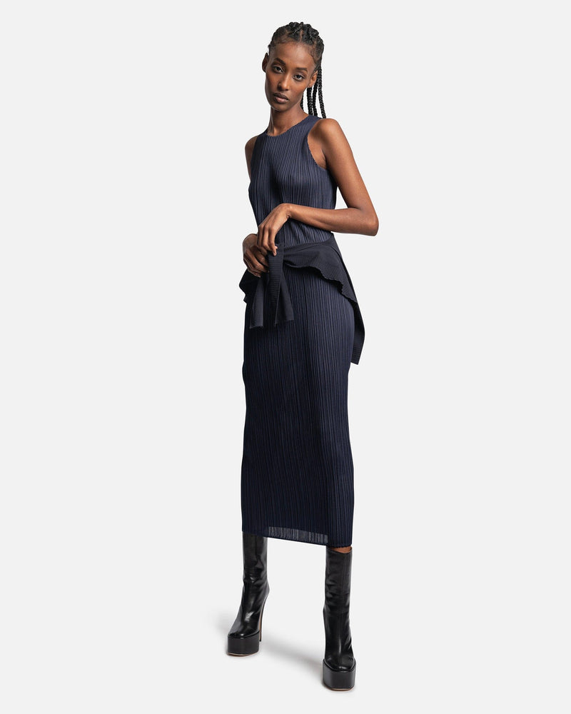 New Colorful Basics Dress in Navy – SVRN