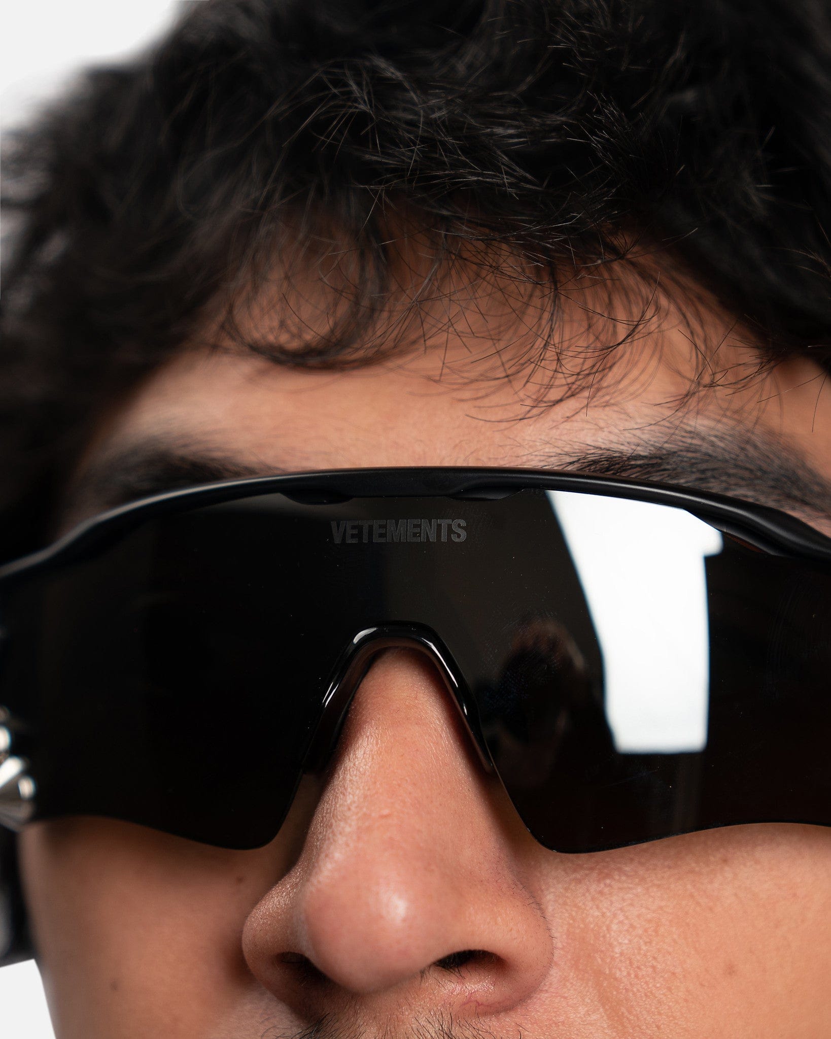 VETEMENTS Oakley Spiked Sunglasses