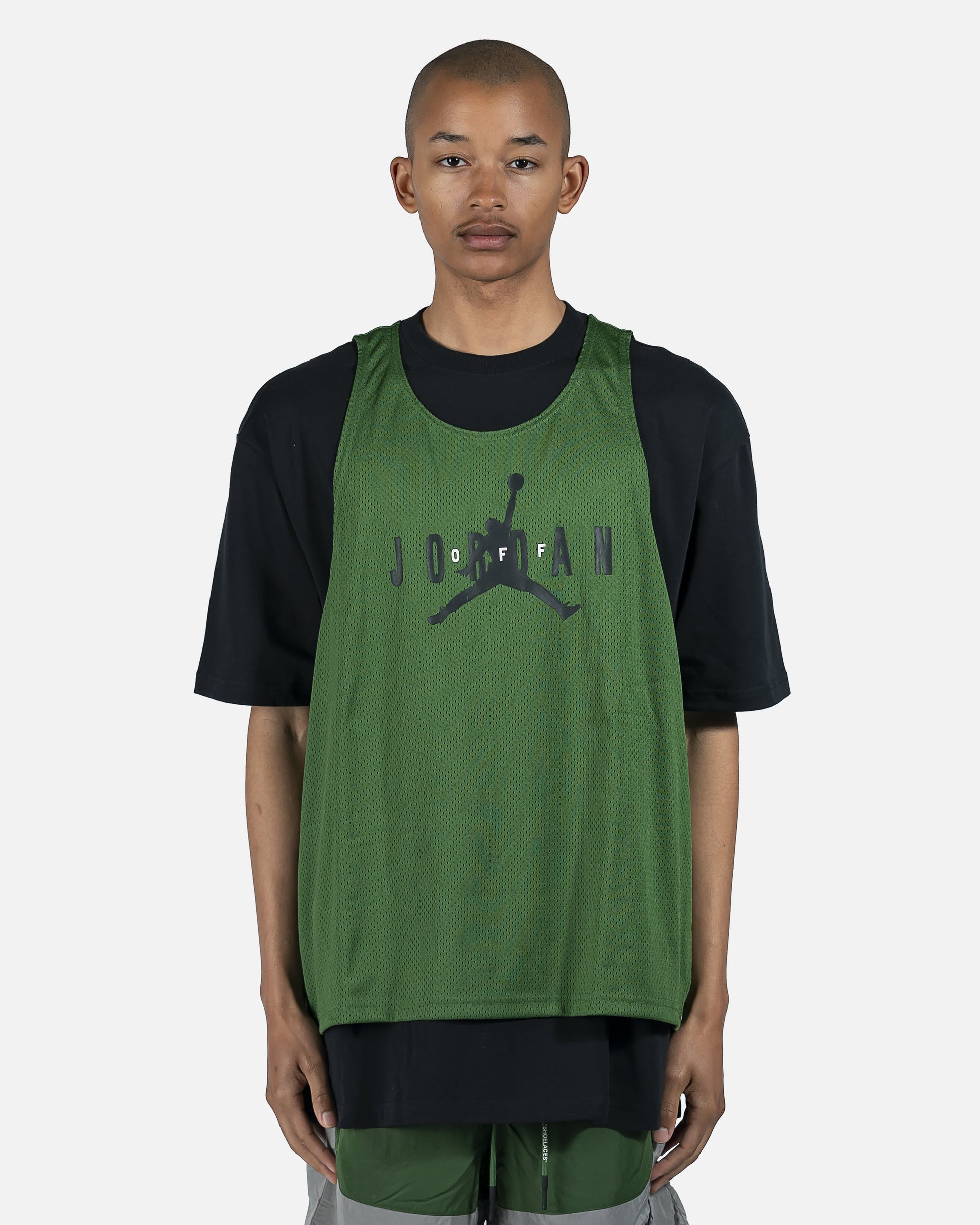 Off-White Shortsleeve Top in Green