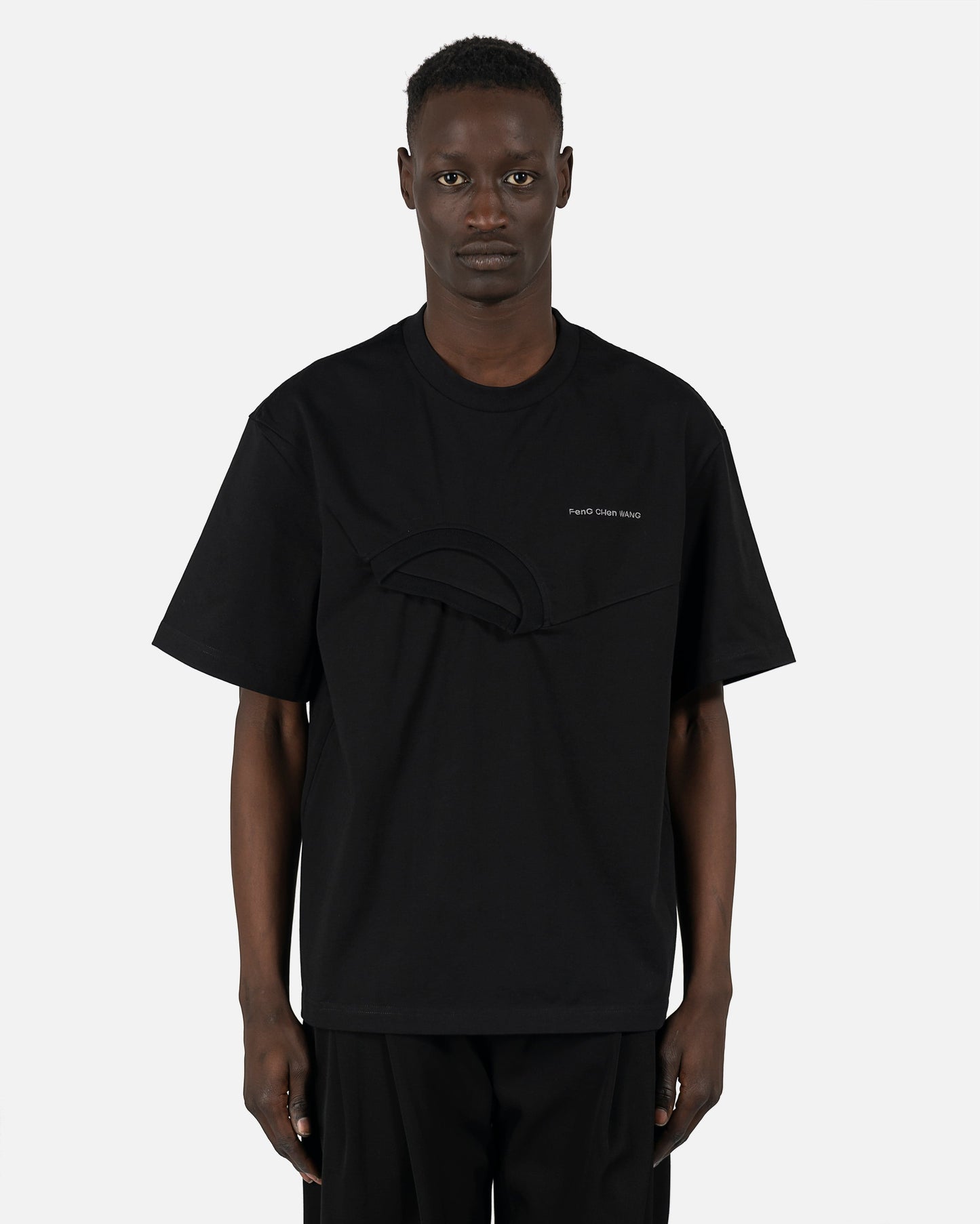 Feng Chen Wang Men's T-Shirts Panelled Collar T-Shirt in Black