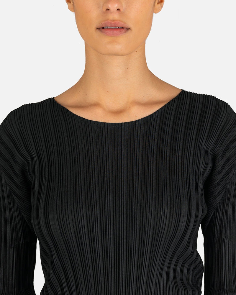 Rib Pleats Basic in Black