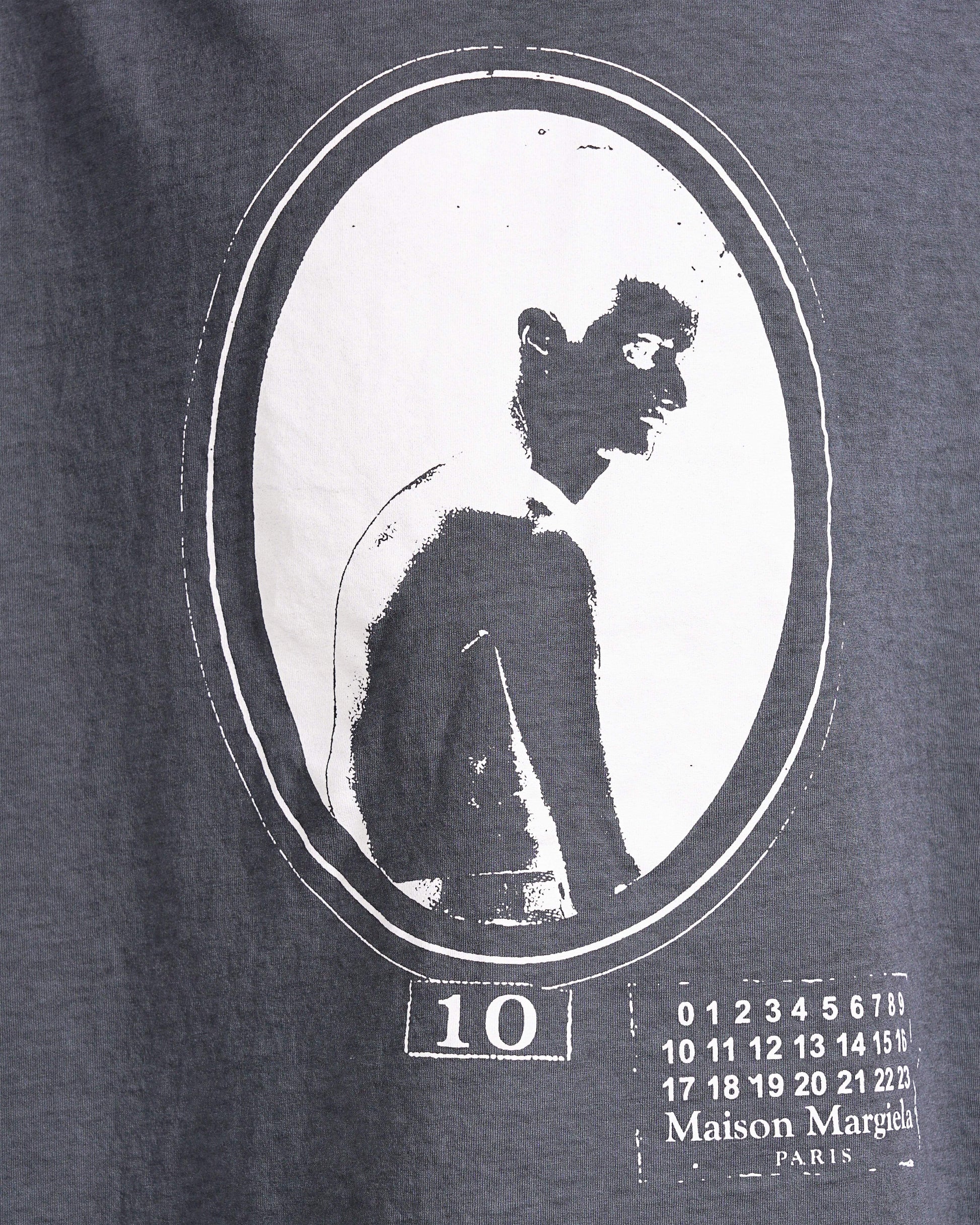 Maison Margiela Men's T-Shirts Silhouette Print Tee in Anthracite