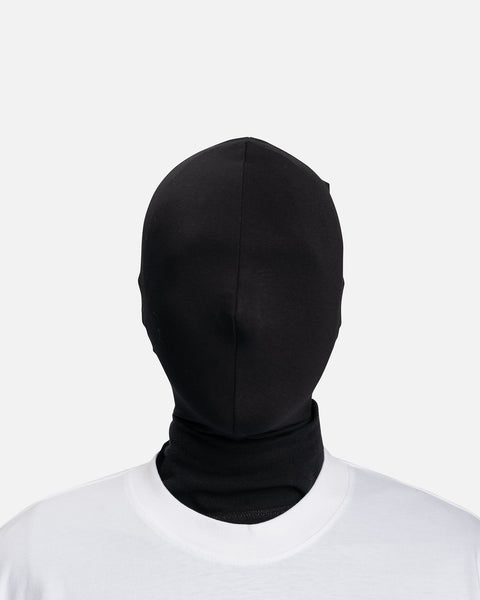 styling-mask-in-black-