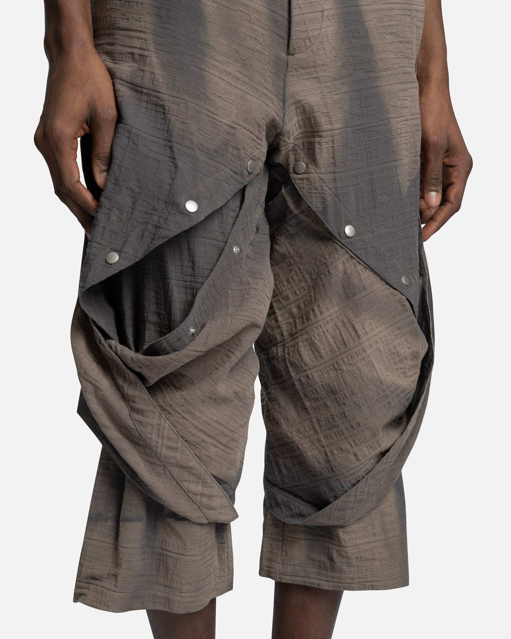 JiyongKim Men's Pants Sun-Bleached Draped Half Trousers in Grey