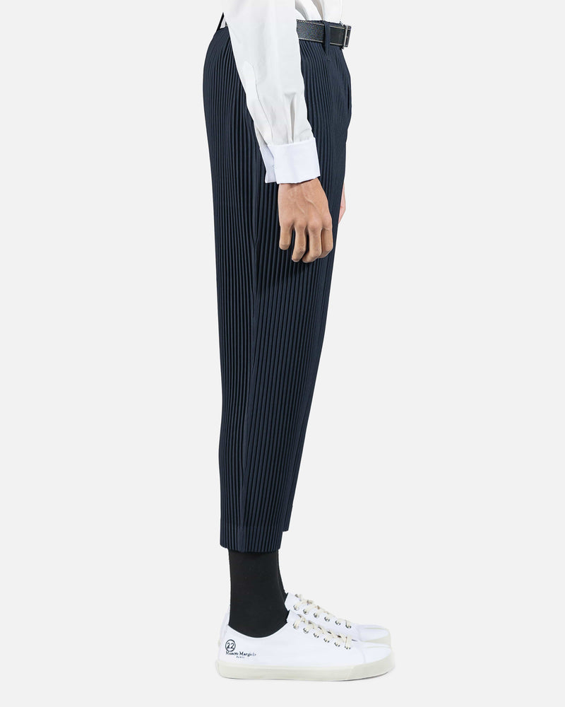 Homme Plissé Issey Miyake Men's Pants Tailored Straight Pleated Trousers in Navy