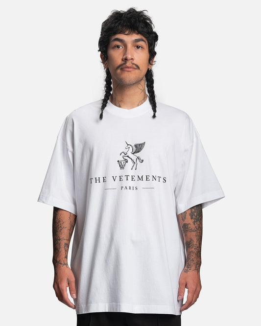 VETEMENTS The VETEMENTS Hotel Casino T-Shirt in White