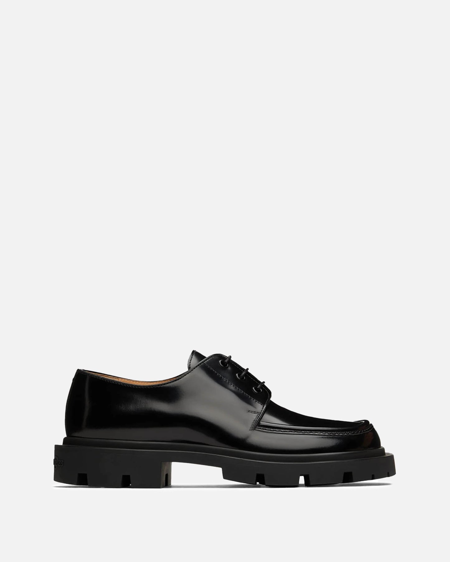 Maison Margiela Men's Shoes Tonal Lug Sole Lace-Up Shoe in Black