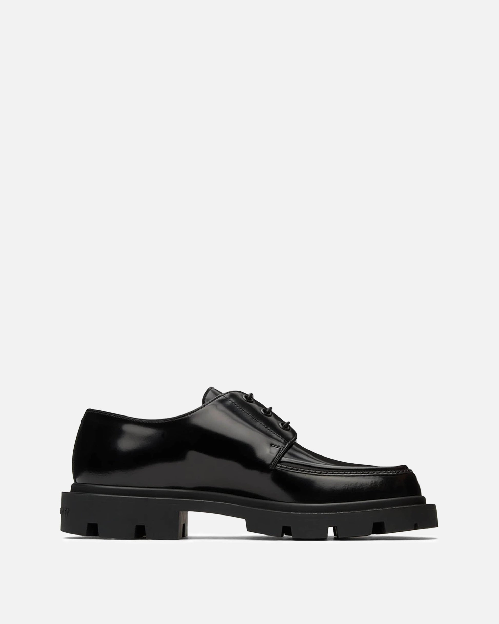 Maison Margiela Men's Shoes Tonal Lug Sole Lace-Up Shoe in Black