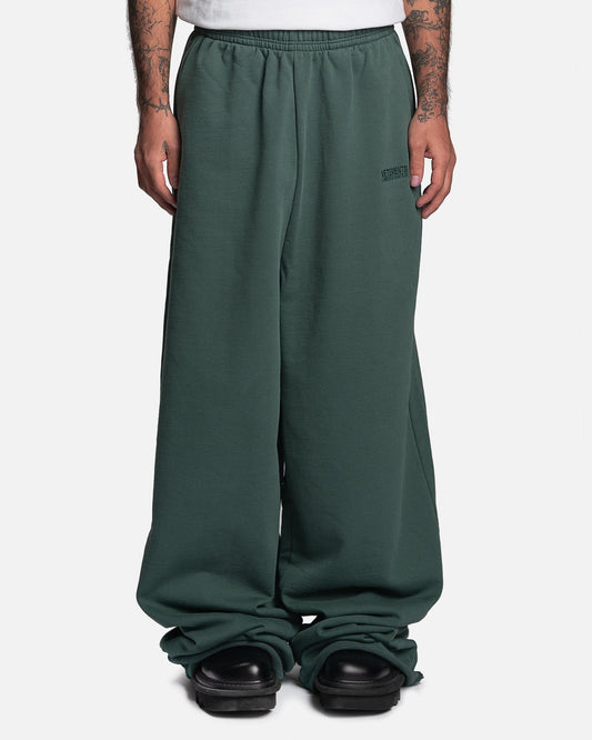 VETEMENTS Wide Sweatpants in Police Green