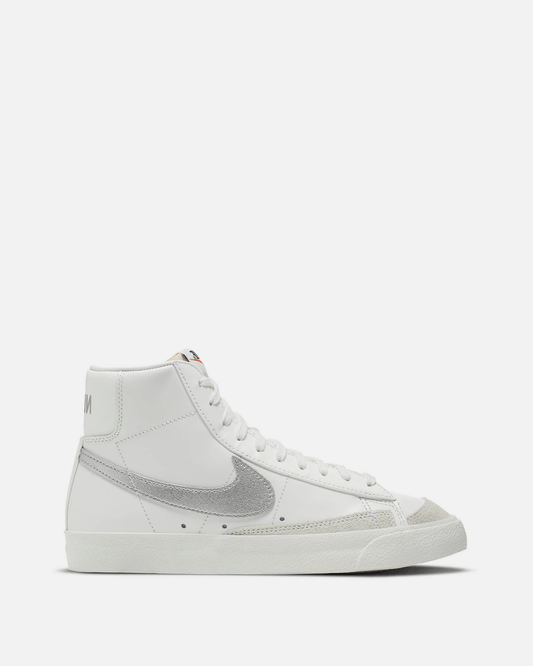 Nike Womens Sneakers WMNS Blazer Mid '77 in Metallic Silver